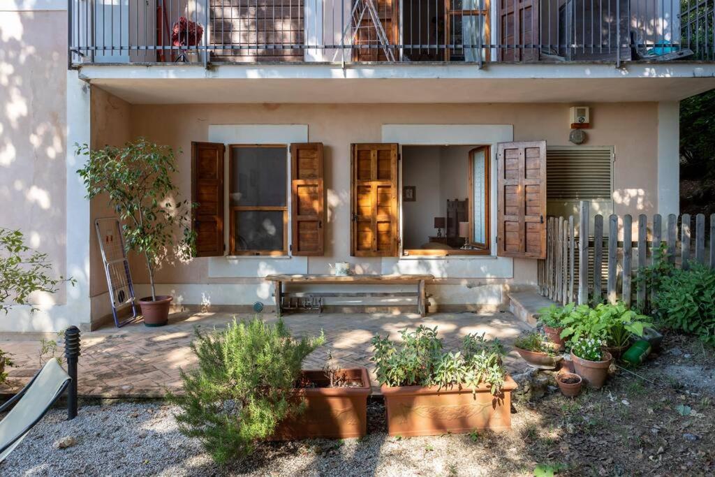 Apartment In Nature,10Min From City Перуджа Экстерьер фото